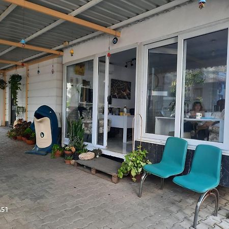 Sare Suites Downtown Анталия Екстериор снимка