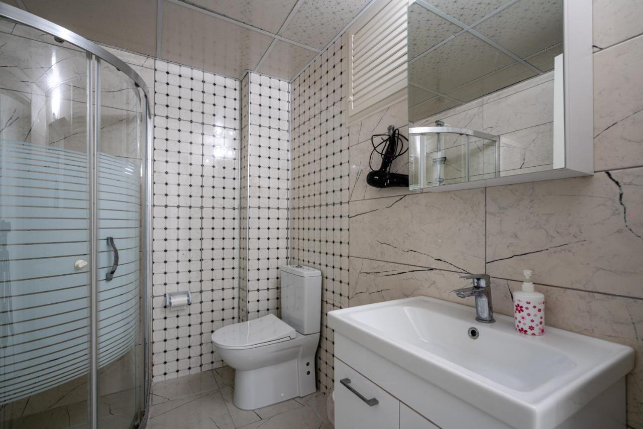 Sare Suites Downtown Анталия Екстериор снимка