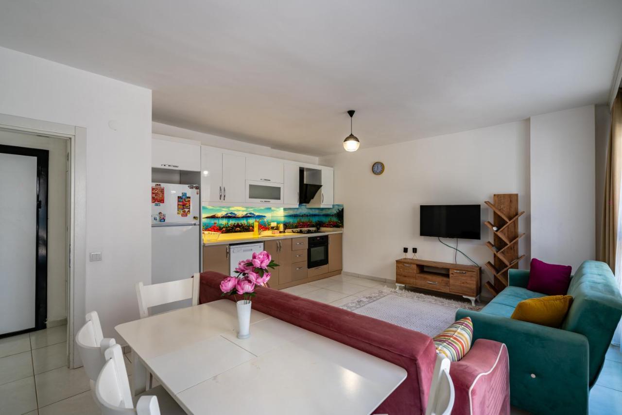 Sare Suites Downtown Анталия Екстериор снимка