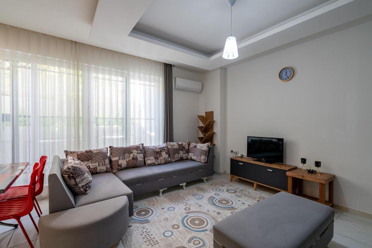Sare Suites Downtown Анталия Екстериор снимка