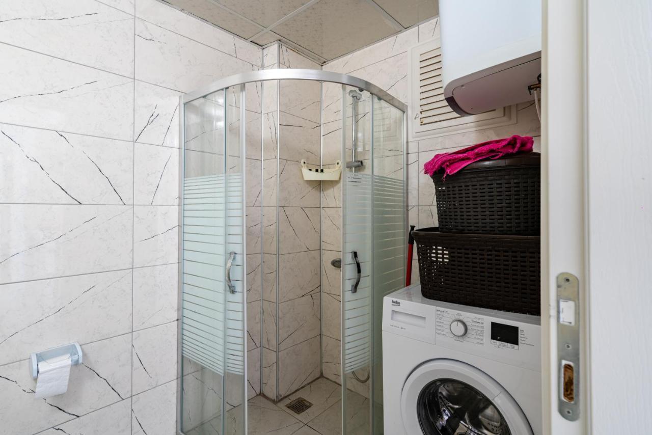 Sare Suites Downtown Анталия Екстериор снимка